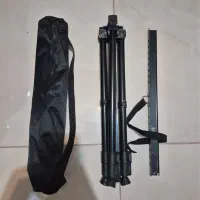 پایه بوم نقاشی تاشو فلزی