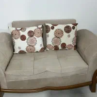 مبل ۷نفره همراه با میز عسلی ۴تیکه