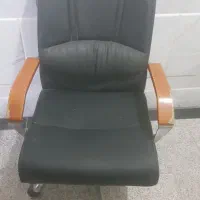 صندلی انتظار و چرخان