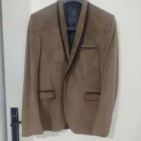 فروش لباس هرکدام فقط یکبار آن خورده
