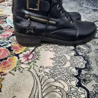 کفش مجلسی|کیف، کفش، کمربند|تربت جام, جامرود|دیوار