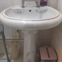 روشویی سالم با پایه