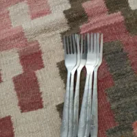 یک دست چنگال بدون استفاده|ظروف سرو و پذیرایی|عجب شیر, |دیوار