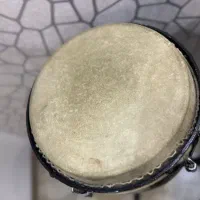کونگا دو لنگه|درام و پرکاشن|تهران, بهاران|دیوار