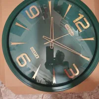 ساعت دیواری به تعداد بالا