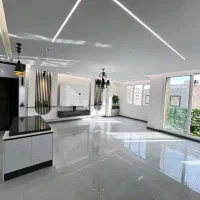 ۷۰متر/سند‌تک‌برگ+پارکینگ/طلافول‌شیک‌+فول‌امکانات