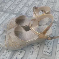 کفش پاشنه بلند