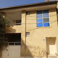 طالقانی ۶ رهن ۱۰۰ملیون اجاره۱۰ ت صد متر طبقه۲