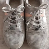 کفش اسپرت زنانه|کیف، کفش، کمربند|بیرجند, |دیوار