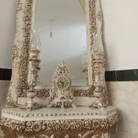 آینه و شمعدان و ساعت