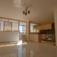 منزل شیک و تمیز دلباز، دو خوابه، شهرک قصر قمشه