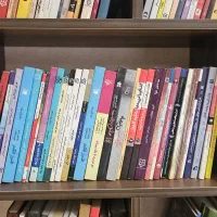 کتابخانه با بیش از 300 کتاب|کتاب و مجله آموزشی|مشهد, آبادگران|دیوار