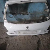 درب عقب صندوق ۲۰۶ ودرنهایت عقب وجلو