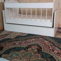 یک عدد تخت بچه|تخت و صندلی بچه|مشهد, توس (بلوار توس)|دیوار