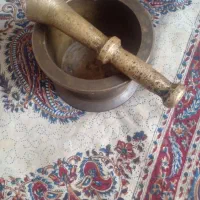 یک هاونگ خیلی قدیمی بفروش می رسد