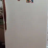 دو عدد یخچال|یخچال و فریزر|بافت, |دیوار