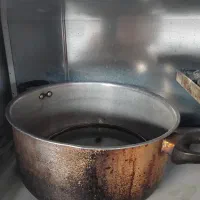 قابلمه وماهی تابه ویک عدد روروئک بچه|ظروف پخت‌وپز|گنبد کاووس, |دیوار