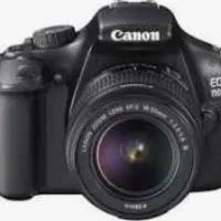 دوربین کنون D1100