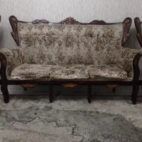 فروش به علت مهاجرت مبل سلطنتی چوبی ۷ نفره میز عسلی