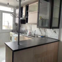 ۶متر کابینت ام دی اف با لوازم شیک تمیز