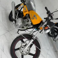 موتور سیکلت ۲۰۰سی سی