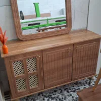 کنسول و آئینه|بوفه، ویترین، کنسول|اصفهان, قهجاورستان|دیوار