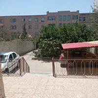 ۲۰۰ متر ویلایی دو طبقه ۴ خوابه کانال غربی