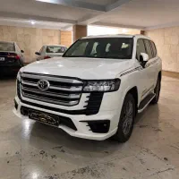 لندکروز VXR