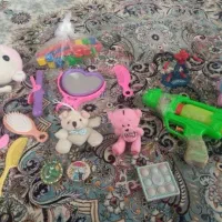 مقداری اسباب بازی