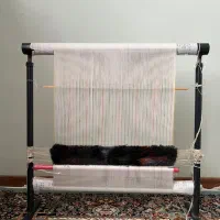 دار قالی نیمه بافته شده طرح دختر سرخ پوست +وسایل|تابلو فرش|تهران, کیانشهر|دیوار