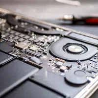 خدمات نرم افزاز و سخت افزار کامپیوتر و لپ تاپ