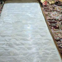 تخت خواب یک نفره