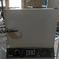 انکوباتور، اون ازمایشگاهی