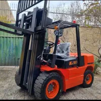 لیفتراک دیزل شارژی سه لیور جک پالت دستی