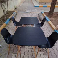 ۲میز و ۴صندلی فایبر گلاس مشکی