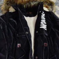 کاپشن کت|لباس|قم, ولیعصر|دیوار