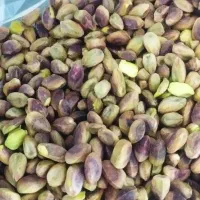 مغز پسته و بادام هندی درجه یک