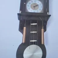 ساعت دیواری زیبا