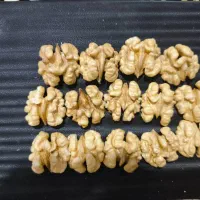 گردو مغز گردو بوانات برای سمنو و قنادی عمده خورده