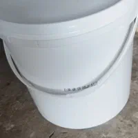 سطل خالی و محکم
