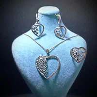 نیم ست و مدال نقره|جواهرات|سهند, |دیوار