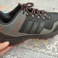 کتونی سایز ۴۲ و۳۹|کیف، کفش، کمربند|اشتهارد, |دیوار