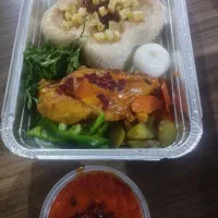 غذای  خونگی و شکلات صبحانه