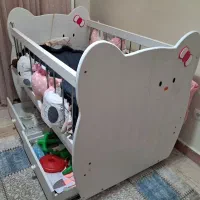 تخت و کمد کودک