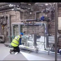 کارگر فتی تاسیسات