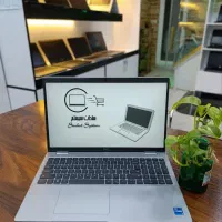 لپ تاپ دل i5 نسل ۱۱ رم ۱۶ مشابه نو شرایط ۱ ساله