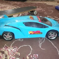 ماشین اسباب بازی آتش نشانی .ویک ماشین بزرگ ا