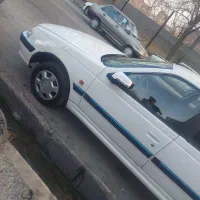 پژوپارس سفید