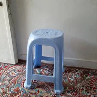 چهارپایه پلاستیکی