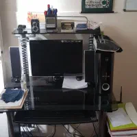 فروش کامپیوتر همراه تمام وسایل اش